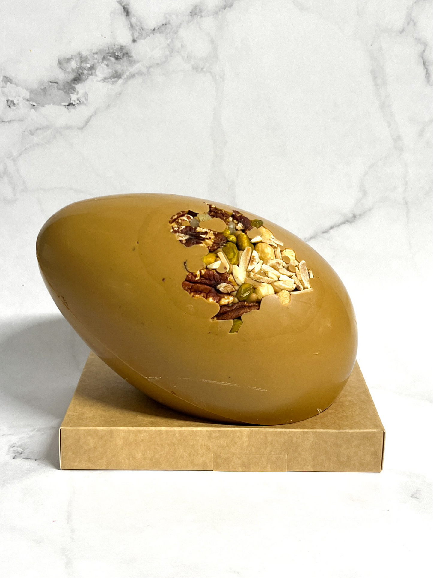 Grand Oeuf Dulcey Mendiant garni